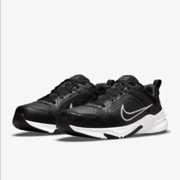 Nike Men's Defy Allday Shoes 4E Wide dm7564-001 - Picture 4 of 7